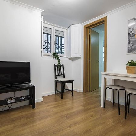 Alfama Typical Beco Dos Ramos Apartment ลิสบอน ภายนอก รูปภาพ