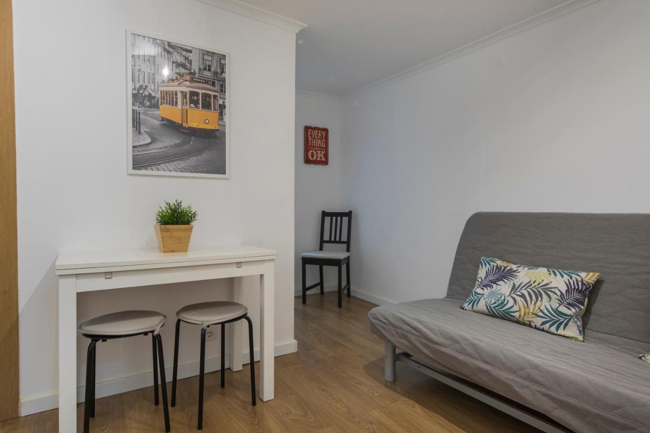 Alfama Typical Beco Dos Ramos Apartment ลิสบอน ภายนอก รูปภาพ